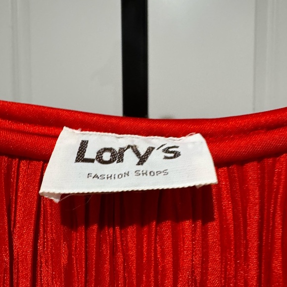 Vintage Lory’s Beautiful red ruffle cocktail or gala midi dress in medium - Picture 2 of 3
